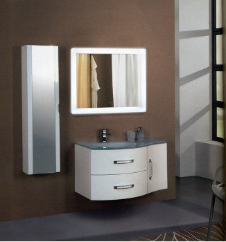 Зеркало в ванную комнату с контурной подсветкой светодиодной лентой Скарлет